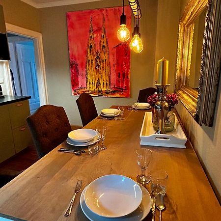 Appartement Deluxe Altbaucharme In Zentraler Lage à Kiel Extérieur photo